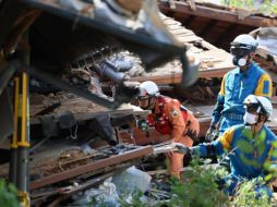 Más de 48 horas después del temblor, las operaciones de búsqueda y rescate de supervivientes continúan. EFE/EPA/JIJI PRESS JAPÓN