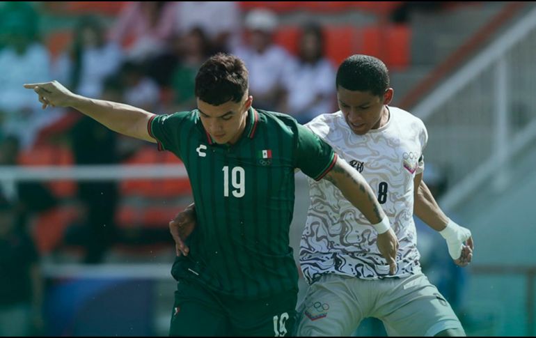 México fue insistente en ataque, mientras que Venezuela buscó sorprender al contragolpe aprovechando los espacios que dejaba el conjunto mexicano. X/miseleccionsubs