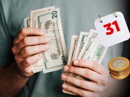 No olvides que la cotización del dólar se actualiza a lo largo del día, por lo que el precio de compra y venta podría ser diferente en las ventanillas de las sucursales. ESPECIAL / CANVA