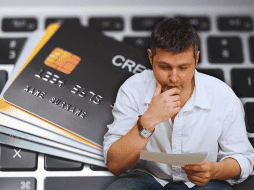 Financiar el estilo de vida cotidiano con deuda es el camino más rápido hacia la insolvencia financiera. ESPECIAL / CANVA