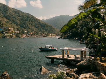 Explorar estas playas mágicas de Jalisco garantiza unas vacaciones de verano 2026 inolvidables. UNSPLASH / QUEK