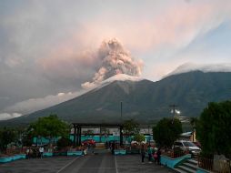 Las autoridades de Guatemala declararon alerta de máxima peligrosidad en las zonas afectadas por la erupción del volcán de Fuego, a 35 km de la capital del país. AFP / J. Ordóñez
