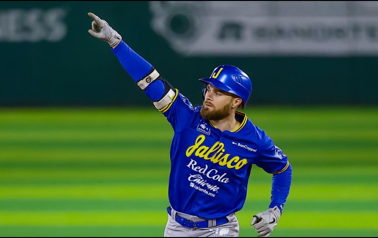 Jared Walsh pegó dos jonrones en el partido, el último en la décima baja. CORTESÍA/Charros de Jalisco