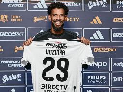 Vozinha, El caboverdiano, portero sensación del Mundial, afirmó que el club chileno fue su prioridad en cuanto le empezaron a llegar ofertas. EFE