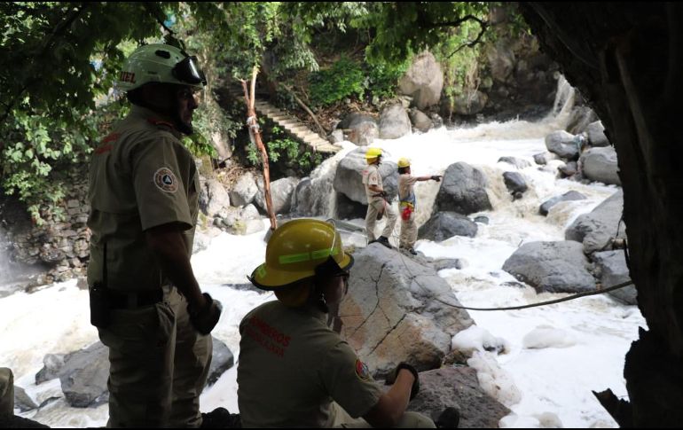 El accidente reportado sobre el menor no se considera, de manera preliminar, parte de las afectaciones derivadas de la temporada de lluvias, informaron autoridades. ESPECIAL/ Protección Civil y Bomberos de Guadalajara