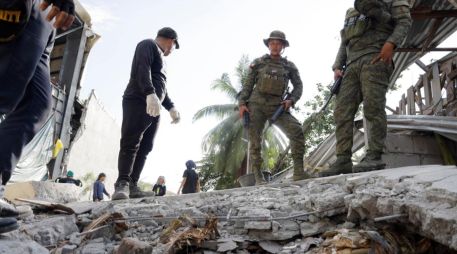 El pasado 8 de junio, un terremoto de magnitud 7.8 azotó Mindanao,  Filipinas, dejando cerca de un centenar de fallecidos, un millar de heridos y cerca de 100 mil personas desplazadas. EFE / ARCHIVO