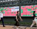 Al toque de campana, el Dow se situó en los 54 mil 349 puntos, un nivel atractivo para los inversores. EFE/F. Robichon