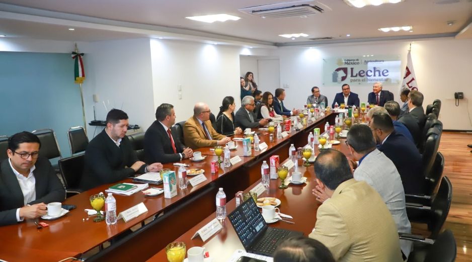 Esta colaboración institucional entre Leche para el Bienestar y el Tribunal Federal de Conciliación y Arbitraje reafirma su disposición a trabajar coordinadamente. CORTESÍA