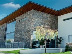 La presencia de Puerta las Lomas dentro del Top 3 nacional confirma la fortaleza del mercado residencial premium de Zapopan. FACEBOOK/FraccionamientoPuertaLasLomas