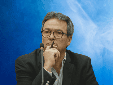 "No hay comparación alguna entre las mentiras de los comunicadores y las de los políticos", declara Petersen. EL INFORMADOR / ARCHIVO