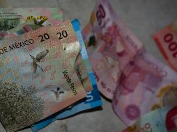 La legisladora de Morena explica que esta práctica ocurre cuando una persona establece un vínculo sentimental para ganarse la confianza de una mujer, para después utilizar el engaño emocional y así conseguir beneficios económicos. Unsplash