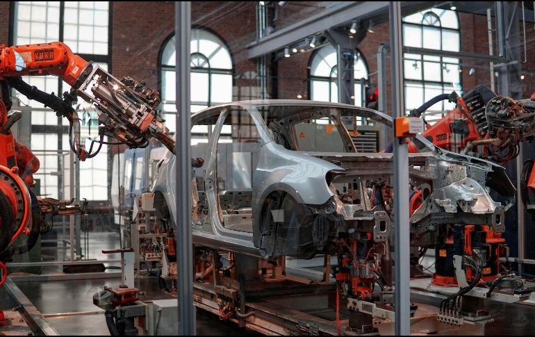Entre enero y julio de 2026, las armadoras instaladas en México acumularon una producción de 2 millones 298 mil 977 vehículos. UNSPLASH