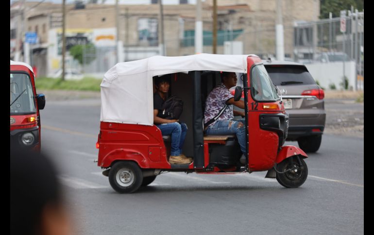 Autoridades identificaron que los triciclos motorizados representan un riesgo para la ciudadanía, sin embargo, su uso es cada vez más constante. EL INFORMADOR/ARCHIVO