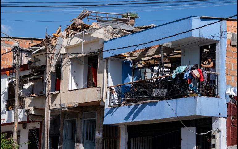 Fotografía que muestra viviendas afectadas luego de un terremoto de magnitud 7.4 este lunes en Pereira, Colombia. EFE/L. Castañeda