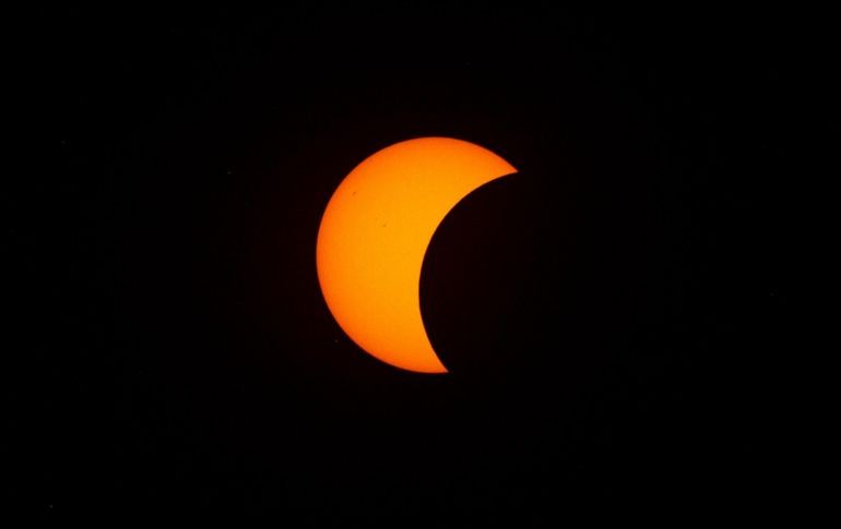 Este anochecer adelantado provocado por el eclipse solar fue un gran espectáculo mundial. ESPECIAL / NASA