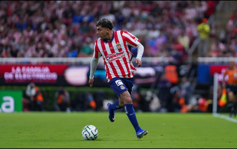Bryan ‘Cotorro’ González tuvo que abandonar el Chivas vs Seattle entre lágrimas tras sufrir una lesión durante el primer tiempo. IMAGO7.