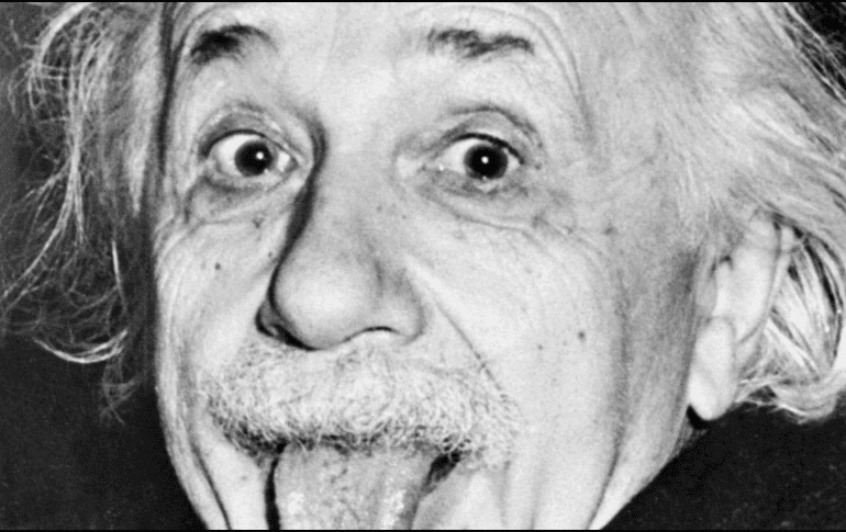 Los biógrafos de Albert Einstein aseguran que su filosofía de trabajo se basaba en la experimentación constante y la repetición sistemática. AFP / ARCHIVO
