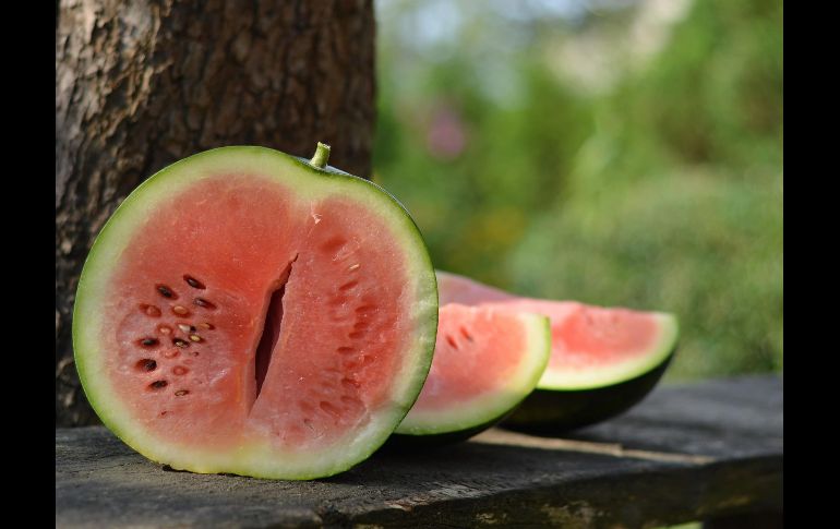 Descubre si comer sandía todos los días realmente mejora la salud de tus riñones. ESPECIAL/PIXABAY