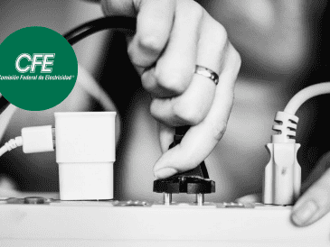 Para proteger tu patrimonio, la primera y más importante recomendación es desconectar todos los aparatos electrónicos sensibles antes de que inicie el corte programado. CANVA