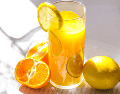 Conoce los efectos de este hábito matutino en tu cuerpo, desde la absorción de vitaminas hasta los picos de glucosa. ESPECIAL/Canva