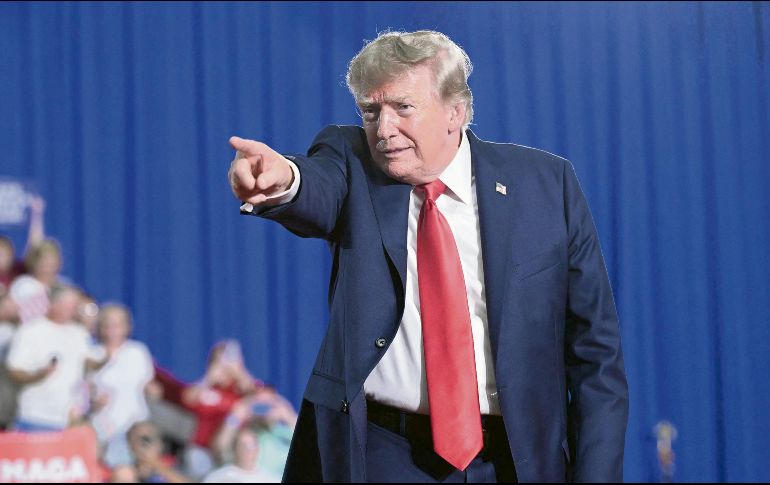 El presidente Donald Trump, advirtió que buscará un “nuevo acuerdo” comercial que resulte mucho más ventajoso para EU. AFP