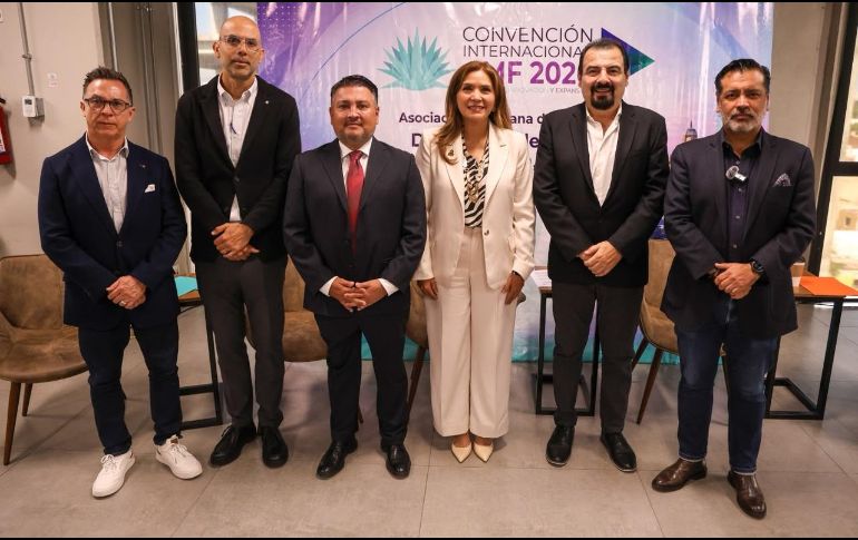 En México operan más de mil 500 marcas y más de 95 mil puntos de venta, que generan más de un millón de empleos y representan el 5% del PIB nacional. EL INFORMADOR/A. Navarro