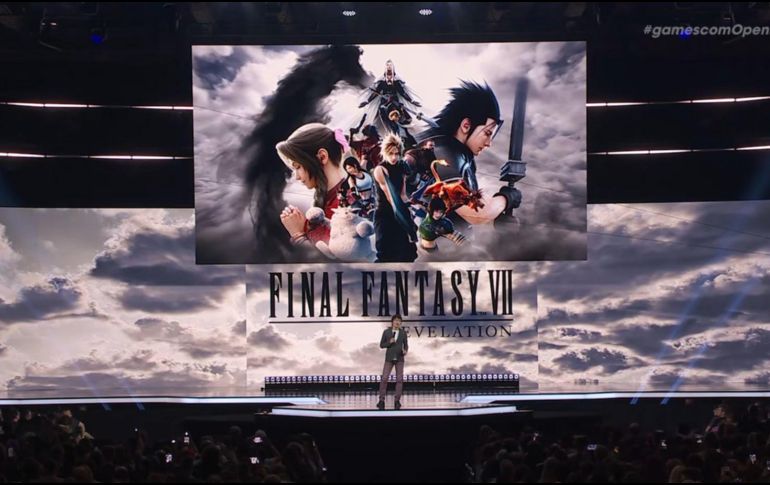 Naoki Hamaguchi, director de Square Enix, subió al escenario para presentar el tráiler de la nueva aventura de Final Fantasy. X/gamescom