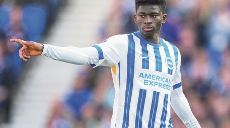 Carlos Baleba. Se estima que el United pagó 95 millones de dólares por el camerunés. AP