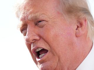 Trump anunció el acuerdo en una publicación en redes sociales. AP/J. Martin