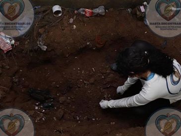 La osamenta se encontraba en el patio del inmueble y presenta “un avanzado estado de descomposición”. FACEBOOK/Hasta Encontrarlos México