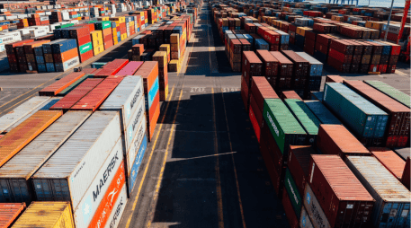 Aunque las autoridades mexicanas han insistido en que las medidas no están dirigidas contra un país en particular, China es uno de los principales afectados. ESPECIAL/Canva