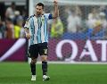"Gracias Dios por hacerme argentino", dice Lionel Messi al anunciar su retiro de la Selección albiceleste. EFE / ARCHIVO