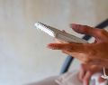 Si por error borraste tus contactos de tu celular, hay diversas formas de recuperarlos. UNSPLASH / Y. N