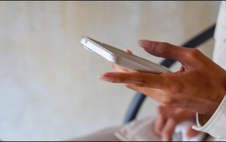 Si por error borraste tus contactos de tu celular, hay diversas formas de recuperarlos. UNSPLASH / Y. N
