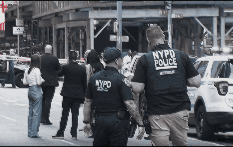 Versiones iniciales difundidas en español identificaron a la agresora de Times Square como Patricia Cisneros, sin embargo, su primer nombre es Pamela. AP/ARCHIVO
