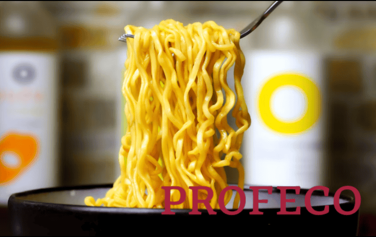 Las sopas instantáneas suelen ser una opción alimentaria para miles de personas. UNSPLASH / M. VERDUZCO
