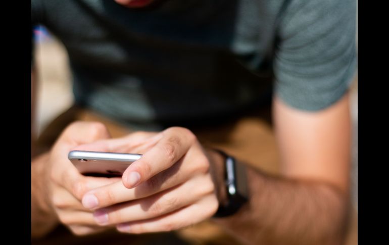 Descubre cómo consultar si tienes adeudos fiscales con el SAT desde tu celular en menos de 5 minutos. ESPECIAL/PEXELS