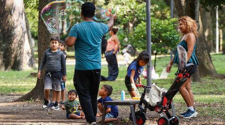 Los parques urbanos son algunas de las mejores opciones para dedicar una mañana o tarde a disfrutar de las áreas verdes que ofrece la metrópoli. EL INFORMADOR