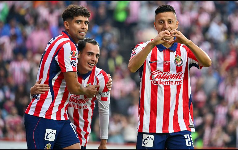 Chivas encuentra en sus jóvenes, Ricardo Marín y Roberto Alvarado las claves para revertir su complicado inicio de torneo. IMAGO7.