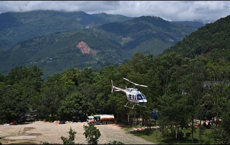 Los equipos de rescate continúan buscando sobrevivientes tras la riada que golpeó Nepal hace diez días. AFP / P. Pardo