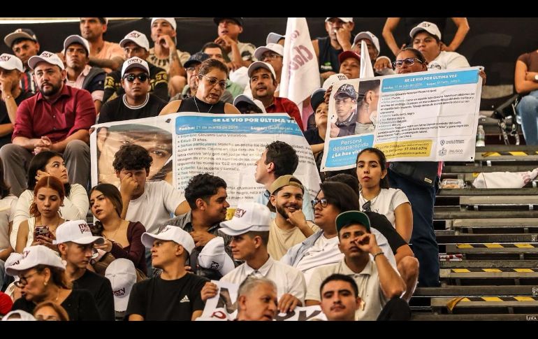 Los manifestantes denunciaron que no han sido escuchados y señalaron que a Sheinbaum “no le interesan los desaparecidos”. EL INFORMADOR/A. Navarro
