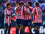Chivas resolvió el partido desde los primeros minutos y se impuso 3-0 al Atlético de San Luis como visitante. IMAGO7.
