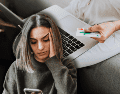 El consumismo emocional afecta tus finanzas personales. Descubre cómo evitar gastos impulsivos con las recomendaciones de Profeco y Condusef. ESPECIAL/Canva