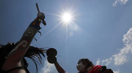 El equinoccio iguala las horas de luz y oscuridad, y será acompañado por un fascinante ciclo lunar de septiembre. SUN / ARCHIVO