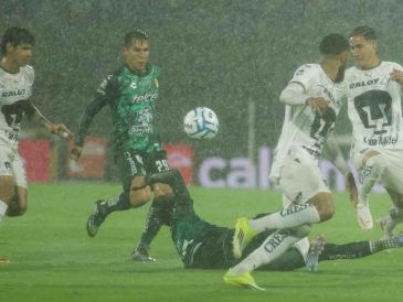 Pumas encontró respuestas en la segunda mitad y terminó imponiendo su ritmo para ganar y subir a la séptima posición de la Liga MX. SUN/C. Mejía