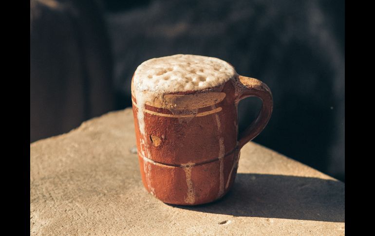 Desde el agua fresca hasta el cremoso atole, opciones sobran cuando se trata de decir salud sin necesidad de ingerir alcohol. ESPECIAL/PEXELS