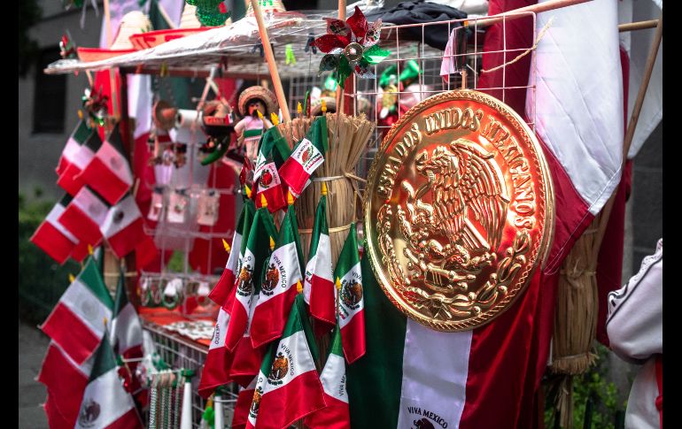 Descubre los horarios, artistas y recomendaciones para celebrar el Grito de Independencia 2026 en Tonalá. Conoce a qué hora será el acto cívico y el baile popular. AFP/X. Duarte
