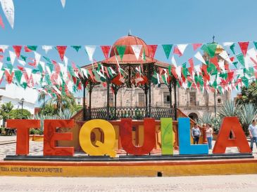 Las celebraciones en el Pueblo Mágico de Tequila incluyen eventos cívicos, culturales y tradicionales en la Plaza Principal, frente a la parroquia. ESPECIAL