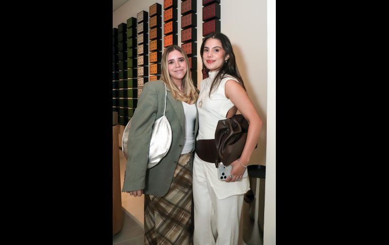 Camila Amezcua y Karla Sánchez. GENTE BIEN JALISCO / Reapertura Nespresso