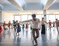Los ensayos de bailarines, músicos, cantantes y solistas tienen que desarrollarse inicialmente por separado antes de reunir a todos los participantes. A. NAVARRO